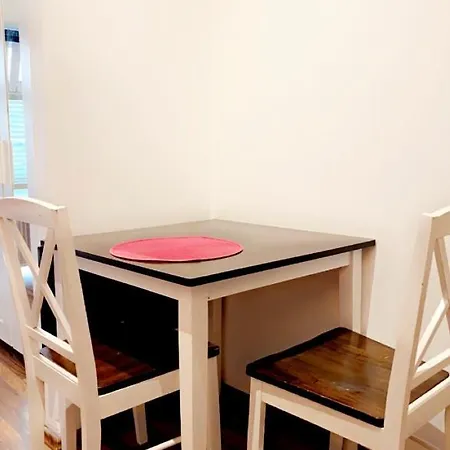 City Apartment Apartment *